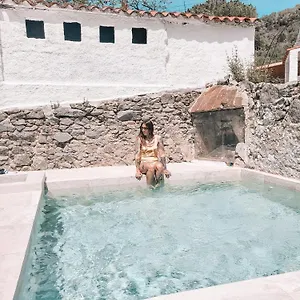 Casa Om Chalet